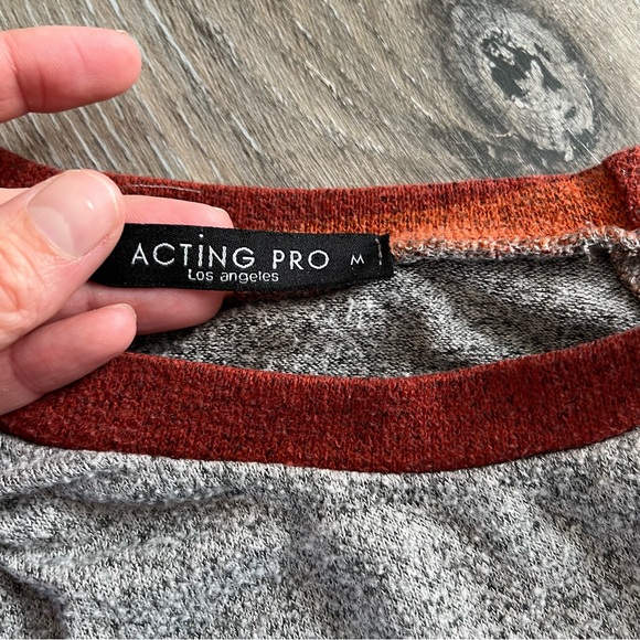 Acting Pro top - Picture 3 of 3
